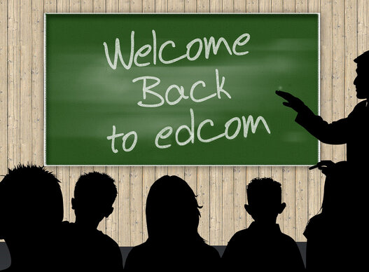 Schriftzug welcome back to edcom